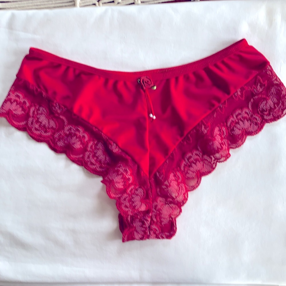 NWT Women’s Sexy Hot Red Cheeky Panty Lingerie M